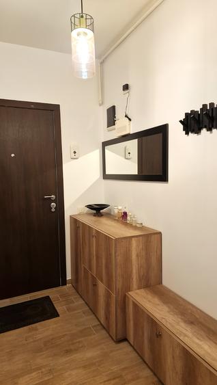 Apartament cu 2 camere decomandat în Păcii