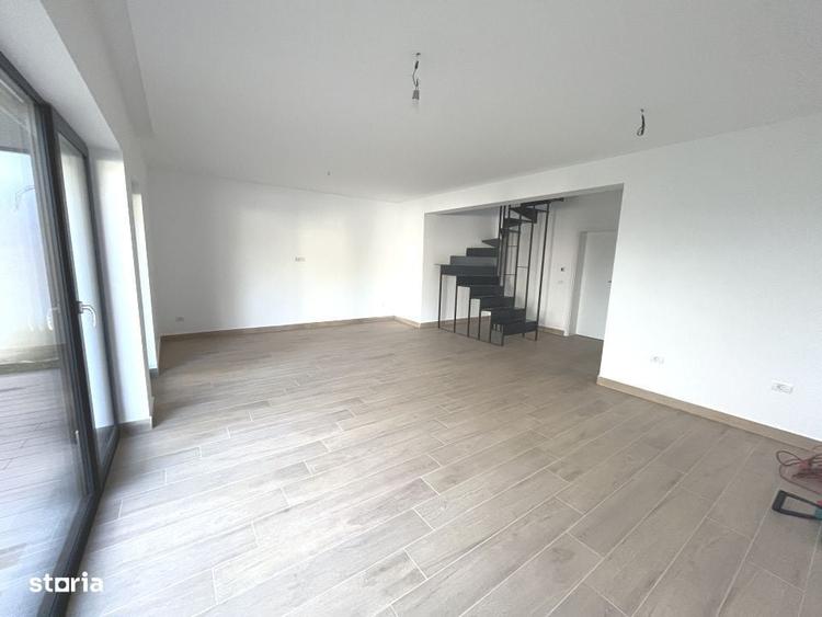 Casă cu 4 camere în Ghiroda