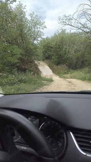 Teren de 6720 mp, în Vețișoara
