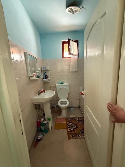 Casă cu 3 camere cu Teren 2200 Mp în Cruceni