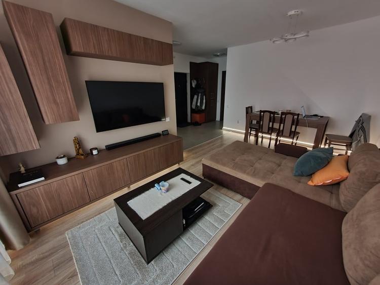 Apartament cu 2 camere decomandat, mobilat în Florești — fotografia 1