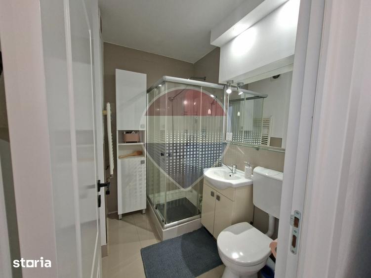 Apartament cu 3 camere în Săsar
