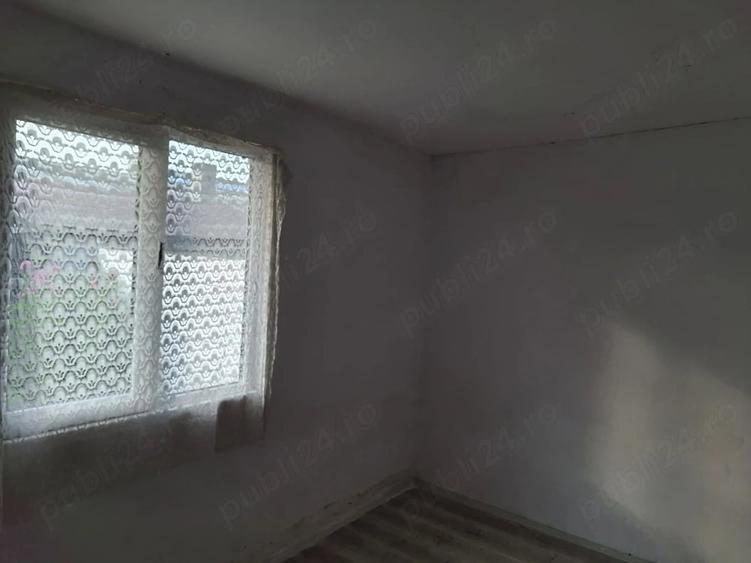 Casă cu 3 camere cu Teren 60 Mp în Central