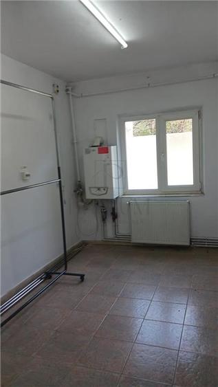 Spațiu comercial, de 50 mp, în Girocului