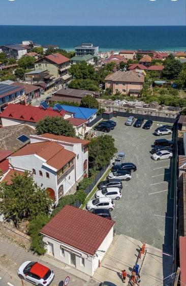 Spațiu comercial, de 1,300 mp, în Ultracentral