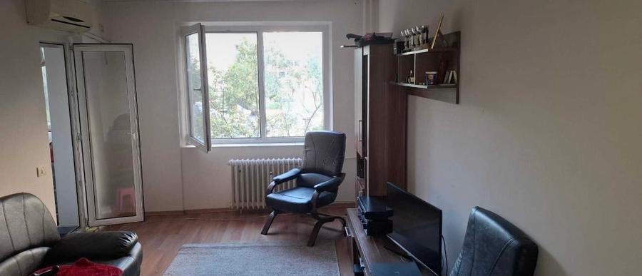 Apartament cu 3 camere decomandat, mobilat în Dristor