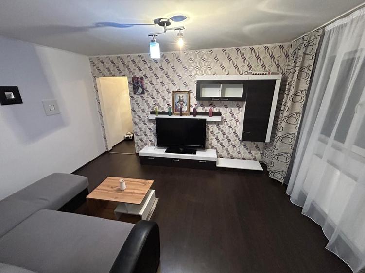 Apartament cu 2 camere semidecomandat în Găvana