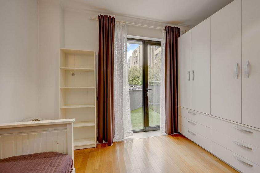 Apartament cu 4 camere decomandat, mobilat în Herăstrău