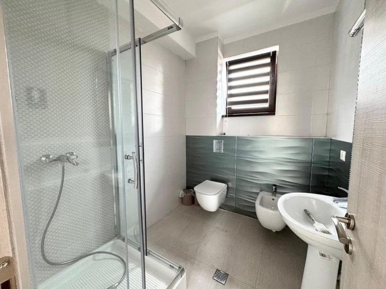 Apartament cu 4 camere în Dorobanți