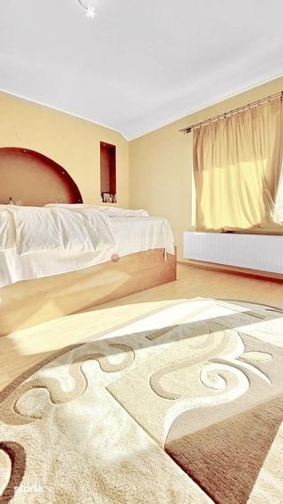 Casă cu 5 camere cu Teren 1500 Mp în Hălchiu