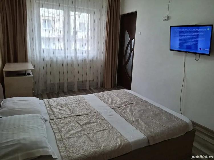 Garsonieră decomandată în Curtea de Argeș