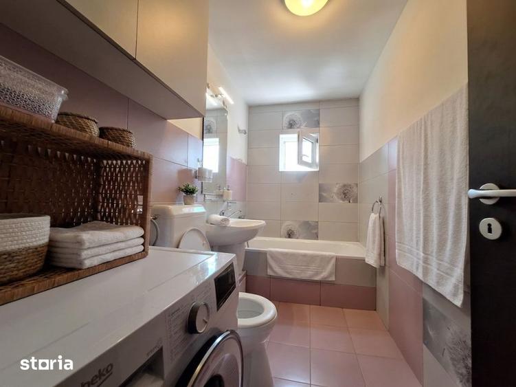 Apartament cu 2 camere, mobilat în Est
