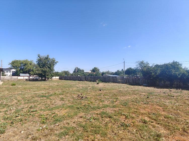 Teren Construcții intravilan de 1400 mp, în Fundeni