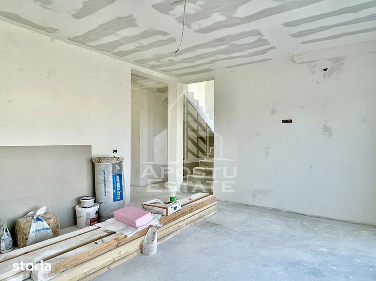 Casă cu 4 camere cu Teren 600 Mp în Giarmata