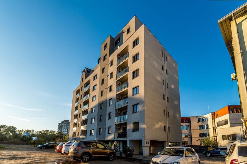 Apartament cu 2 camere semidecomandat, mobilat în Micălaca