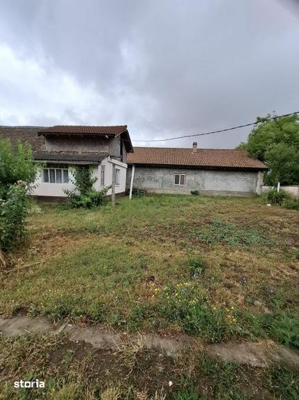 Teren de 1260 mp, în Giarmata