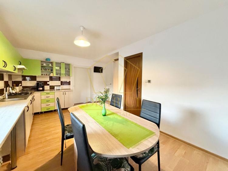 Duplex cu 4 camere cu Canalizare în Giroc
