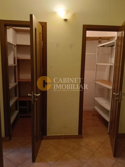 Apartament cu 2 camere semidecomandat, mobilat în Piața Unirii