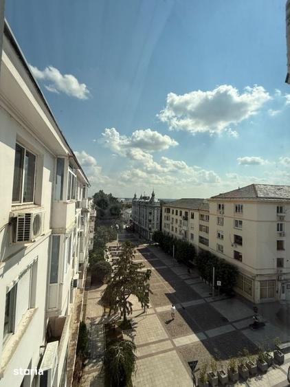 Apartament cu 2 camere decomandat în Ultracentral — fotografia 3