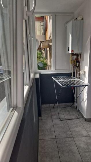 Apartament cu 2 camere nedecomandat în Cetate