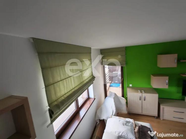Apartament cu 3 camere decomandat în Tractorul