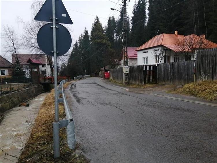 Teren Construcții intravilan de 831 mp, în Central