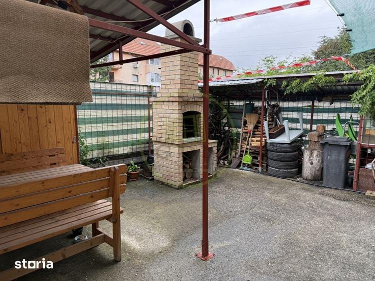 Apartament cu 4 camere, mobilat în Florești