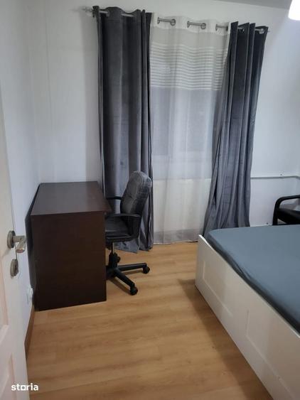 Apartament cu 3 camere în Moinești
