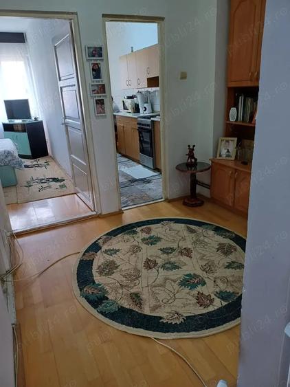 Apartament cu 2 camere decomandat în Caransebeș