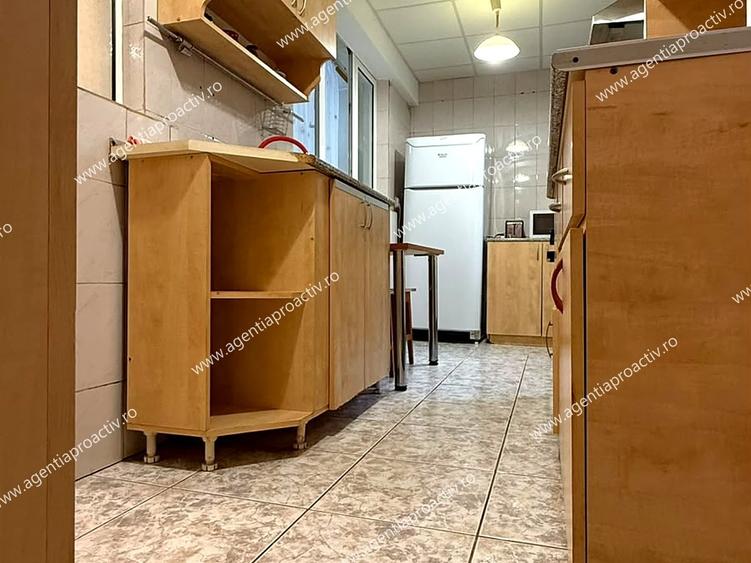 Apartament cu 3 camere decomandat în Ultracentral