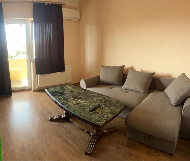 Apartament cu 2 camere decomandat în Steaua