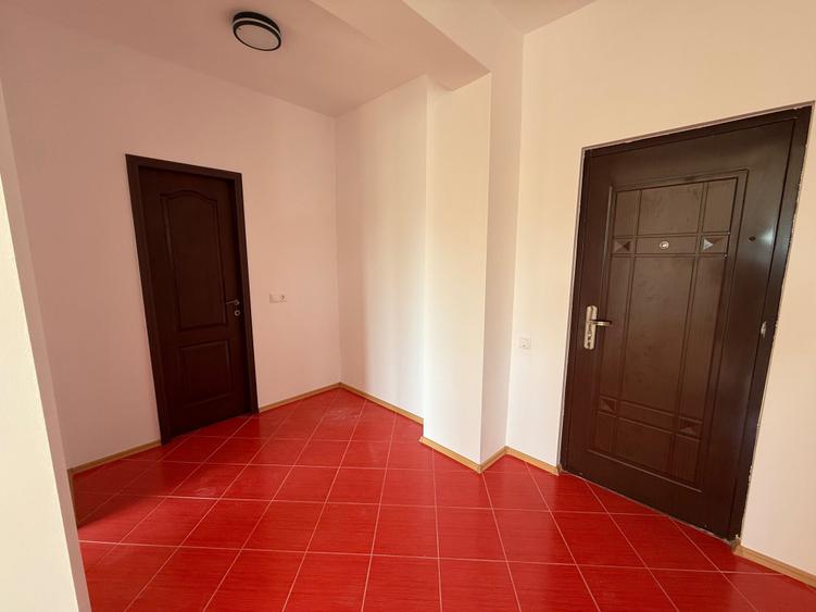 Apartament cu 2 camere decomandat în Sud