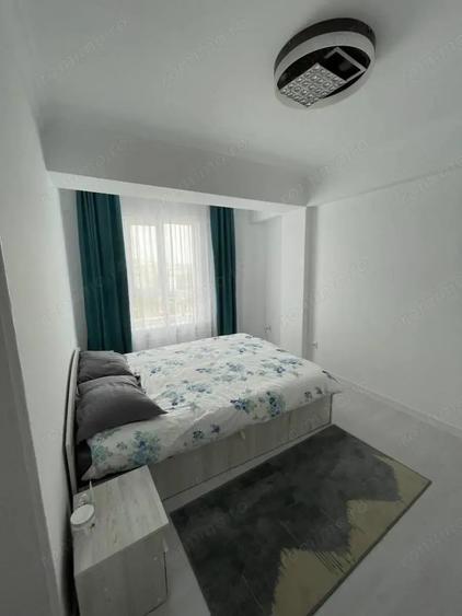 Apartament cu 2 camere decomandat în Florilor