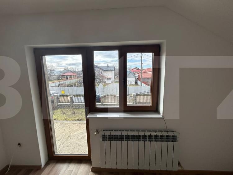 Casă individuală cu 5 camere cu Garaj în Cătămărești