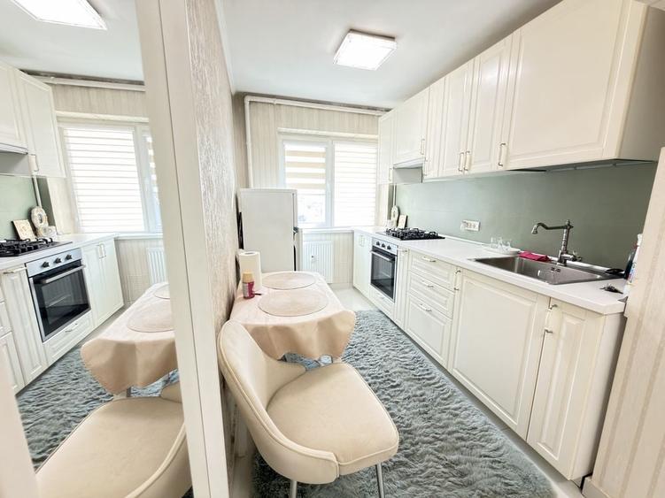 Apartament cu 2 camere semidecomandat în Compozitorilor