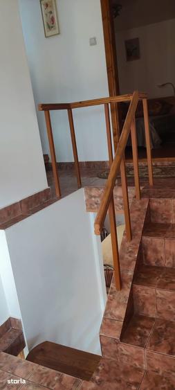 Casă cu 5 camere cu Teren 500 Mp în Central