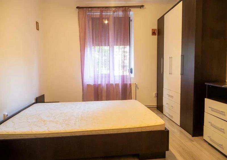 Apartament cu 2 camere decomandat, mobilat în Tractorul