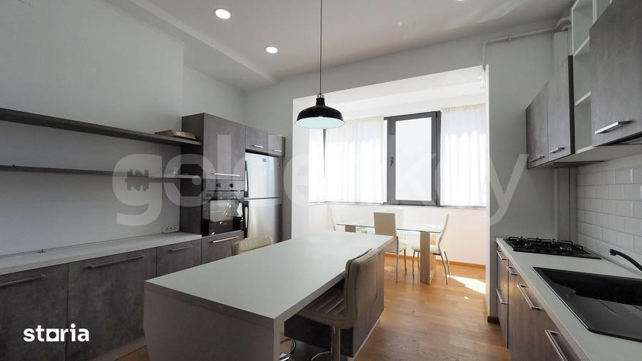 Apartament cu 3 camere, mobilat în Aviației