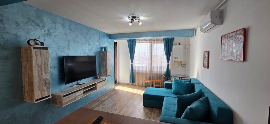 Apartament cu 2 camere decomandat, mobilat în Central