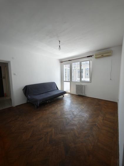 Apartament cu 3 camere în Kogălniceanu