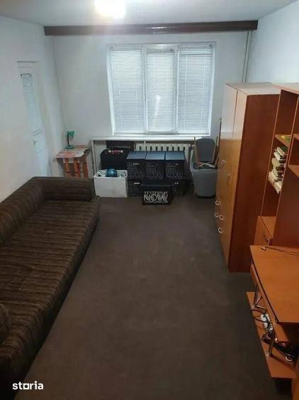 Apartament cu 3 camere în Rahova