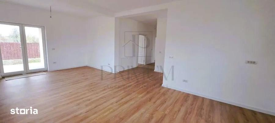 Casă cu 4 camere cu Teren 560 Mp în Șag
