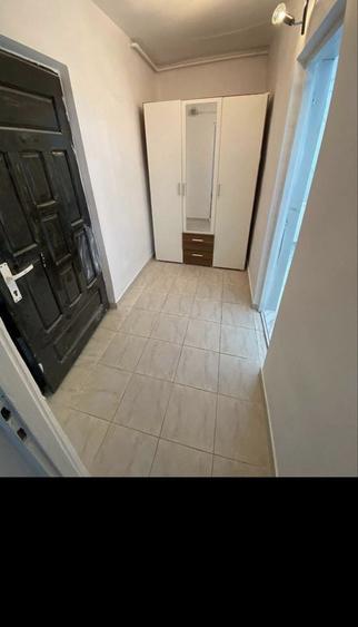 Garsonieră decomandată în Exterior Vest