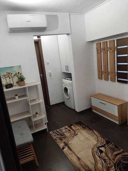 Inchiriez apartament 2 camere Rovine - 3