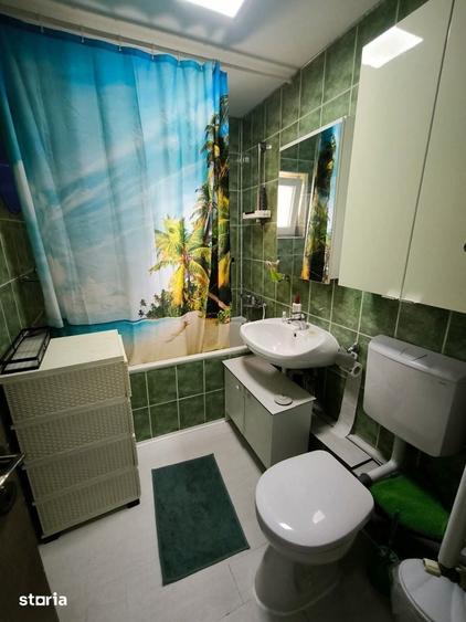 Apartament cu 3 camere în Între Lacuri