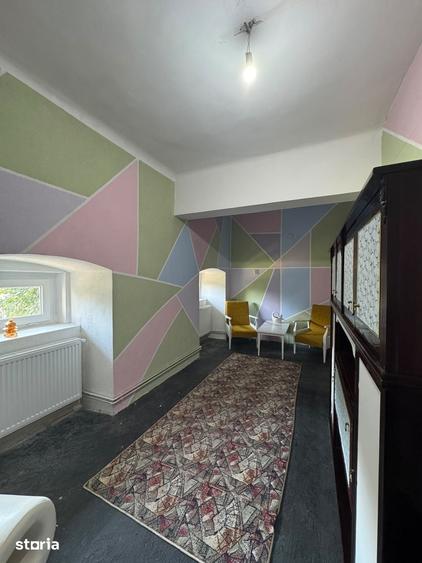 Apartament cu 7 camere în Ultracentral
