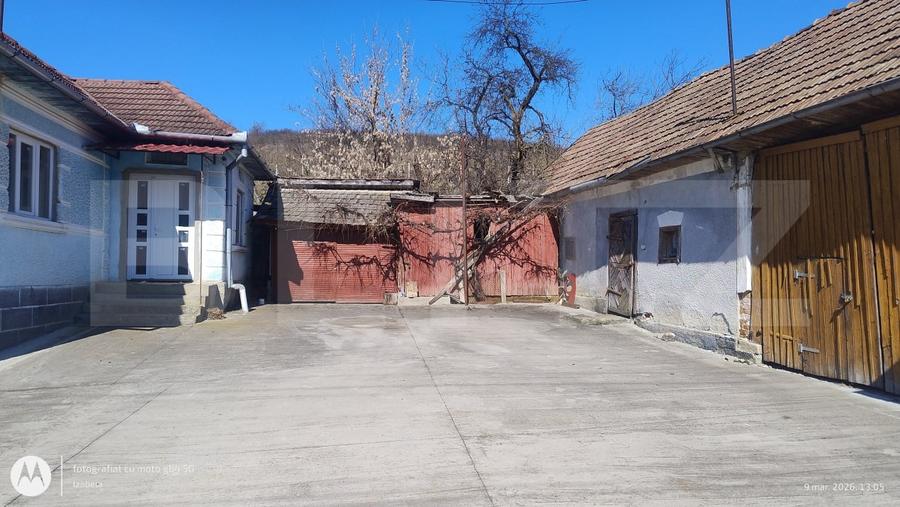 Casă individuală cu 3 camere cu Canalizare în Nord
