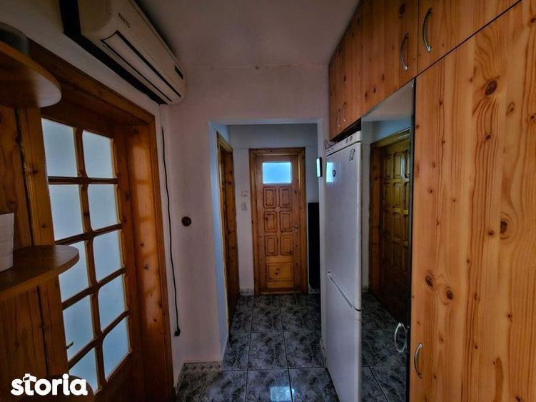 Apartament cu 2 camere în Tei