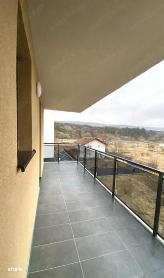 Apartament cu 3 camere în Florești