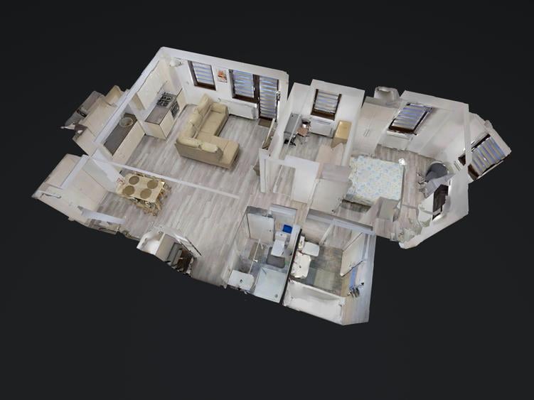 Apartament cu 3 camere semidecomandat în Dămăroaia